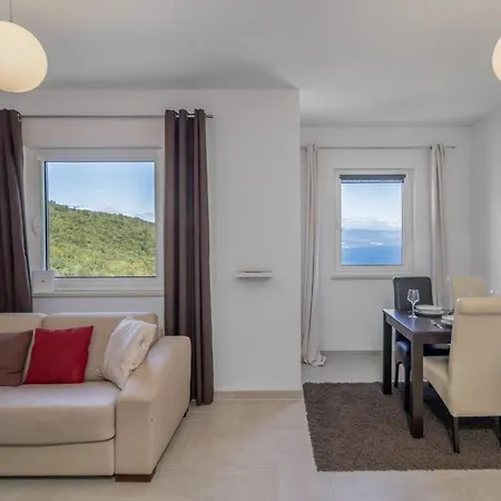 Apartmán Montana - Panorama 1 With Beautiful Sea View Near Opatija Veprinac